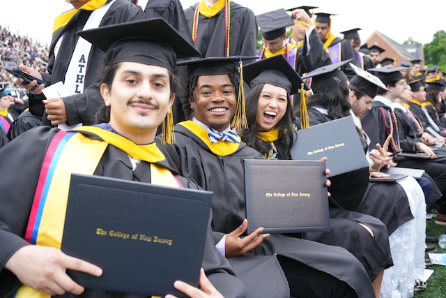 TCNJ holds 168th commencement ceremonies on May 16–17